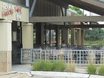 Pasta Amore has outside seating